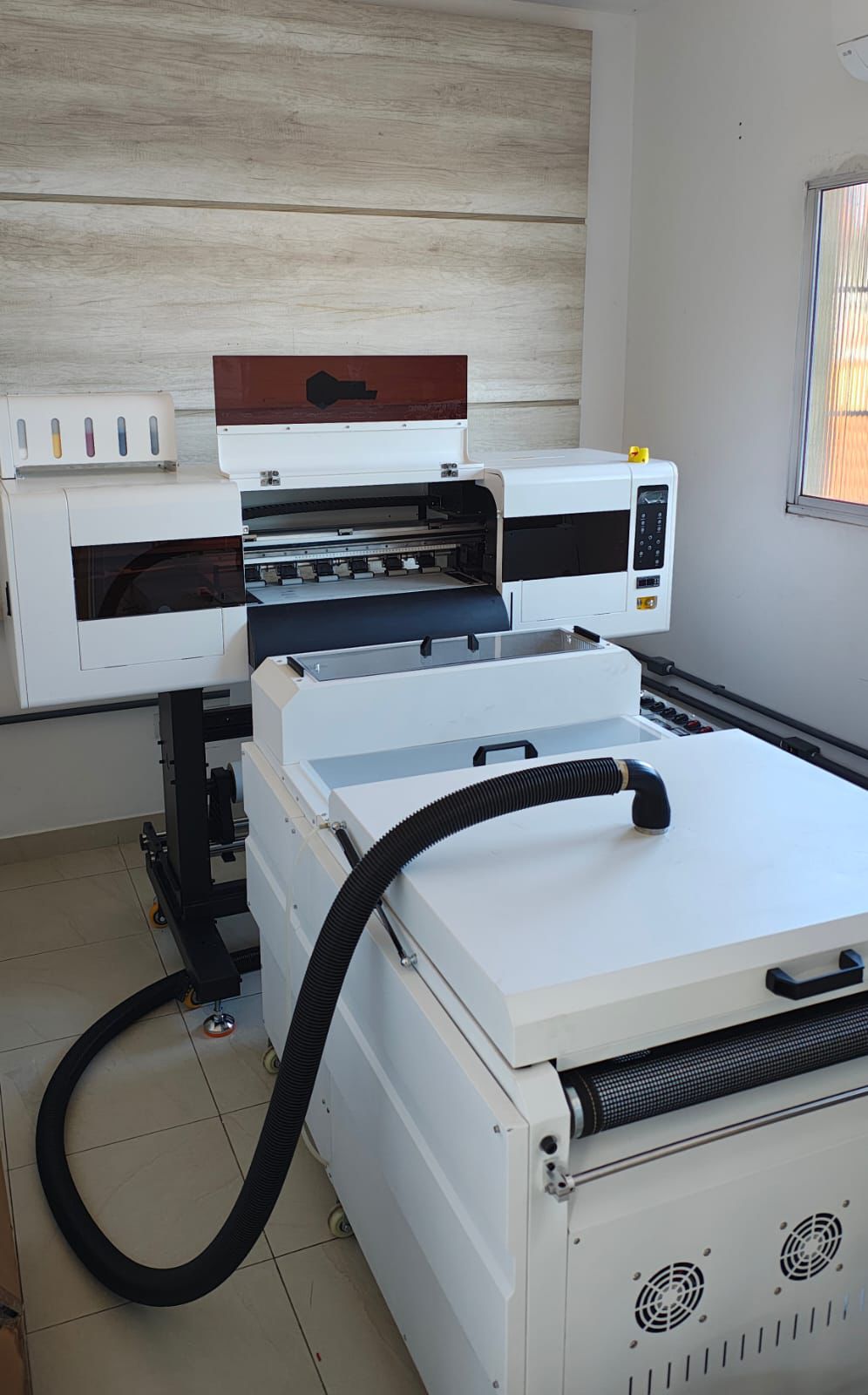 Impressora de DTF têxtil com forno de cura na Vector Screen